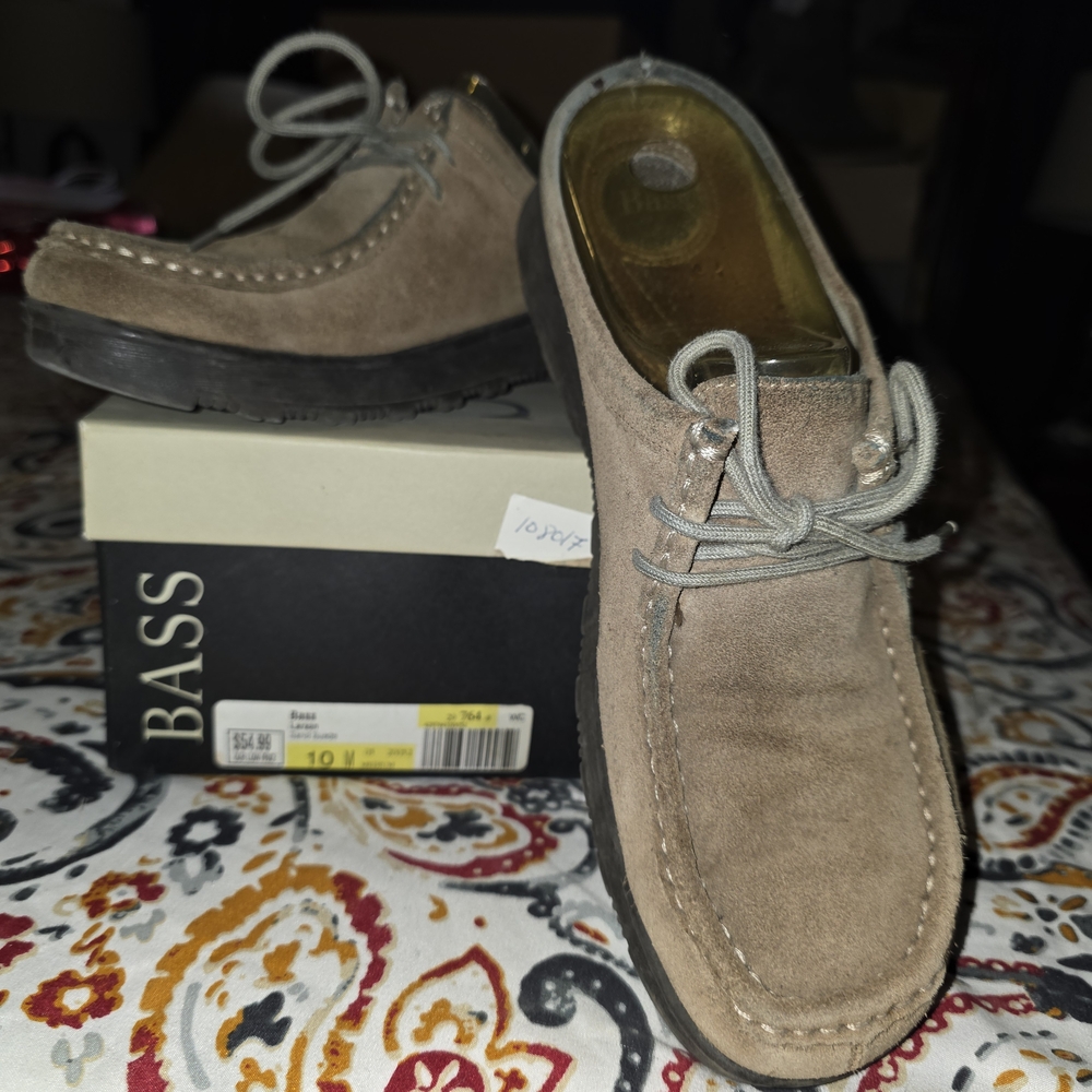 Bass Women's Brown Suede Slip-On Loafers